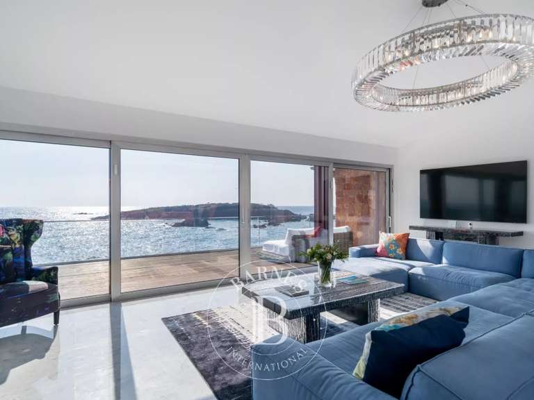 Villa Saint-Raphaël - 4 chambres - 350m²