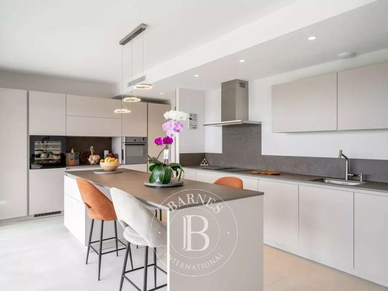 Villa Saint-Raphaël - 5 chambres - 310m²
