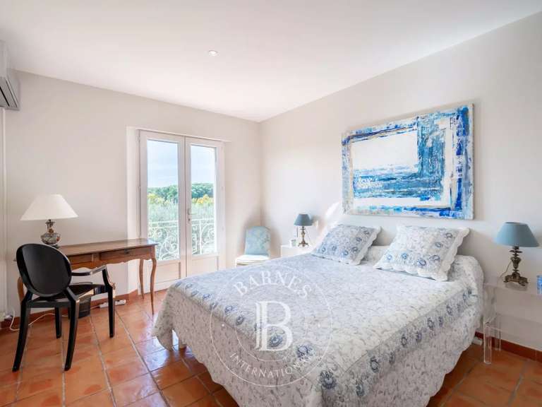 Villa Saint-Raphaël - 5 chambres - 300m²