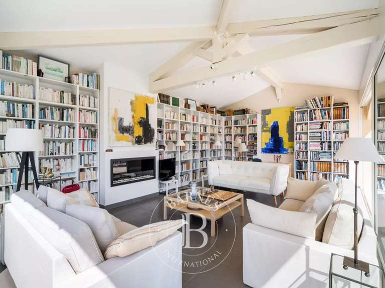 Villa Saint-Raphaël - 5 chambres - 300m²