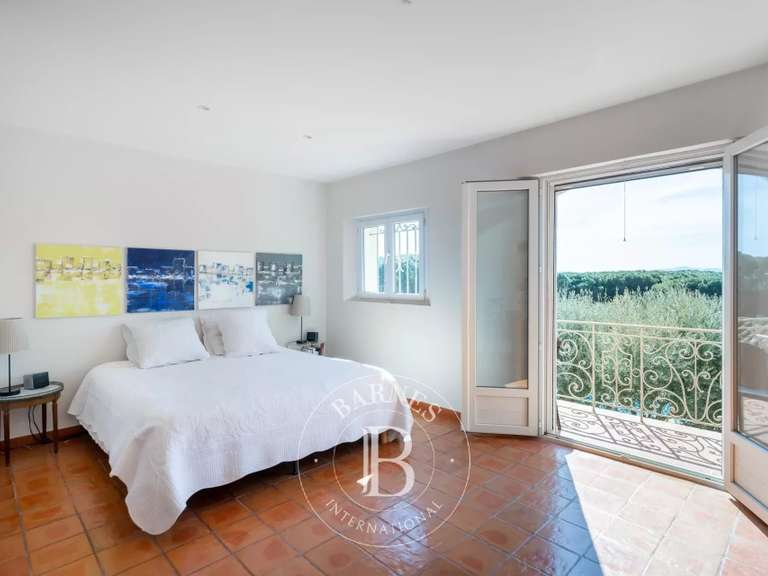 Villa Saint-Raphaël - 5 chambres - 300m²