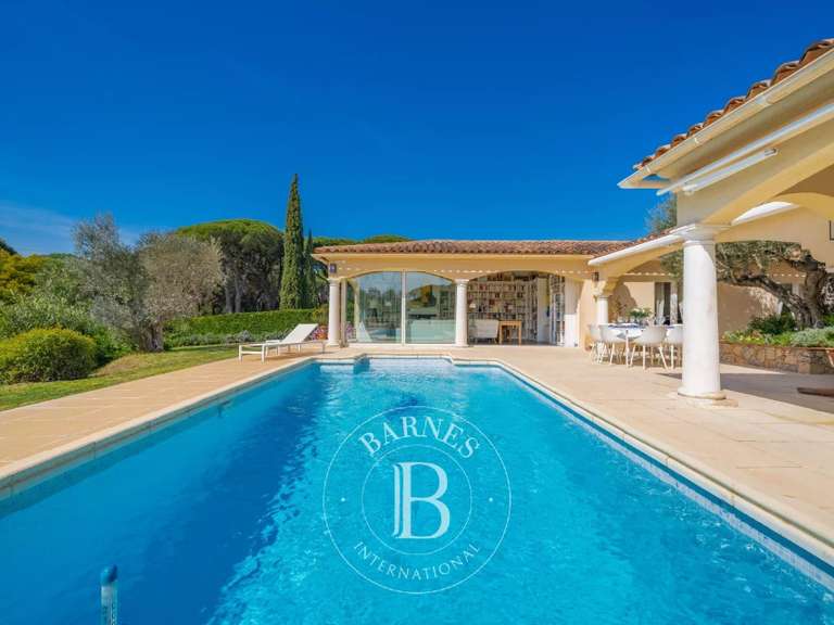 Villa Saint-Raphaël - 5 chambres - 300m²