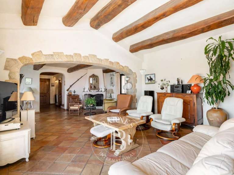 Villa Saint-Raphaël - 5 chambres - 230m²