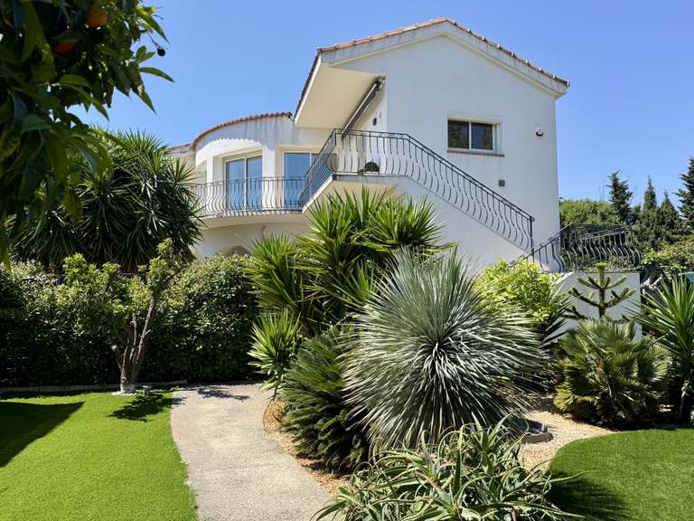 Villa Saint-Raphaël - 3 chambres - 107m²