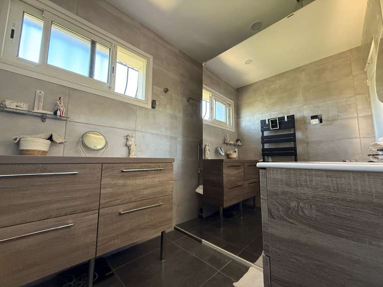 Villa Saint-Raphaël - 3 chambres - 107m²