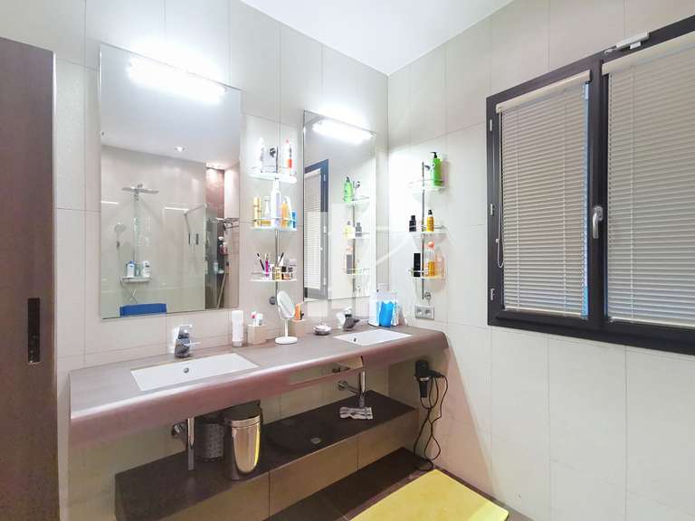 Villa Saint-Raphaël - 4 chambres - 230m²