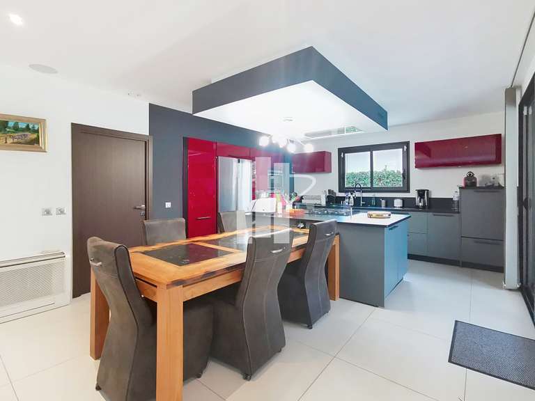 Villa Saint-Raphaël - 4 chambres - 230m²