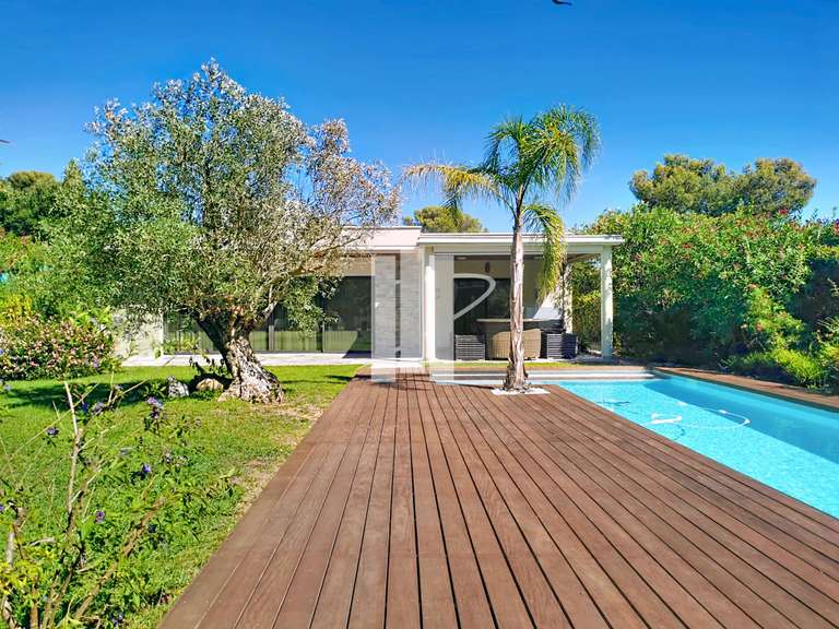 Villa Saint-Raphaël - 4 chambres - 230m²