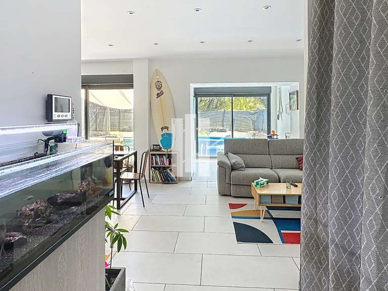 Villa Saint-Raphaël - 3 chambres - 84m²