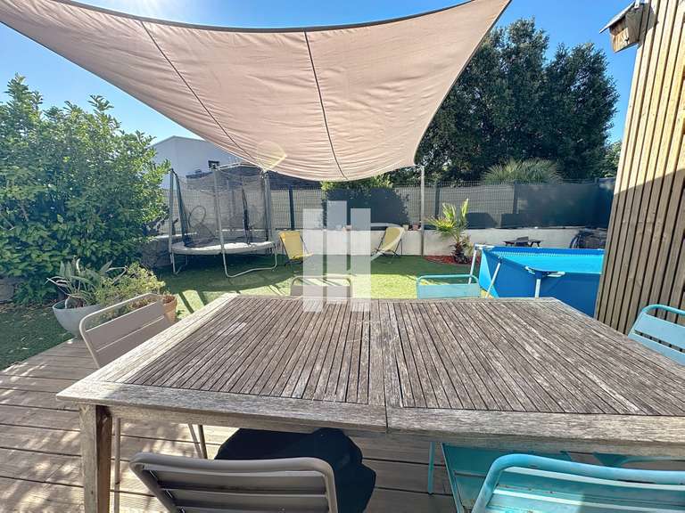 Villa Saint-Raphaël - 3 chambres - 84m²