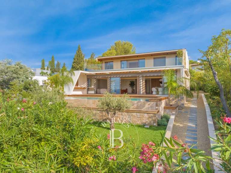 Villa with Sea view Saint-Raphaël - 5 bedrooms - 280m²