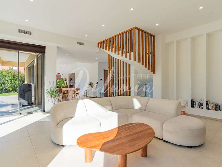 Villa Saint-Raphaël - 3 chambres - 160m²