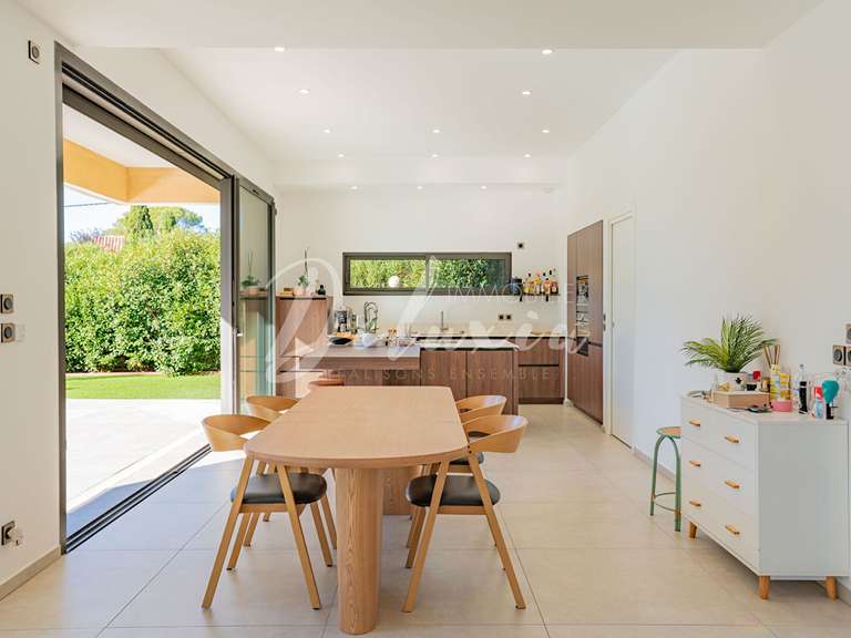 Villa Saint-Raphaël - 3 chambres - 160m²