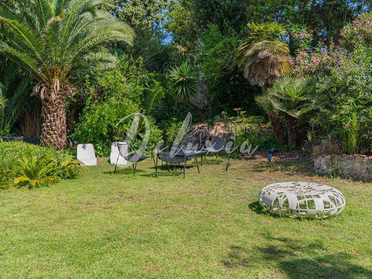 Villa Saint-Raphaël - 5 chambres - 280m²