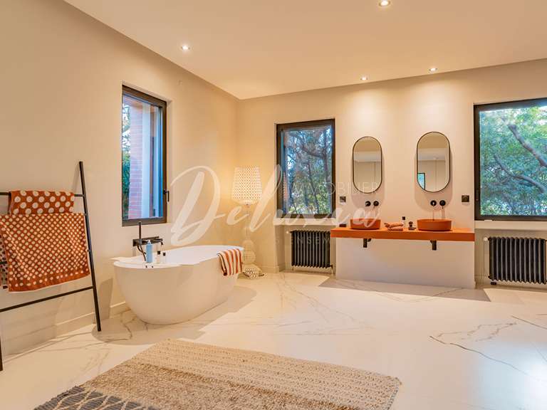 Villa Saint-Raphaël - 5 chambres - 280m²