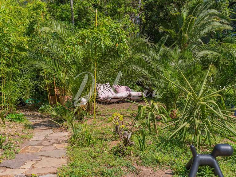 Villa Saint-Raphaël - 5 chambres - 280m²