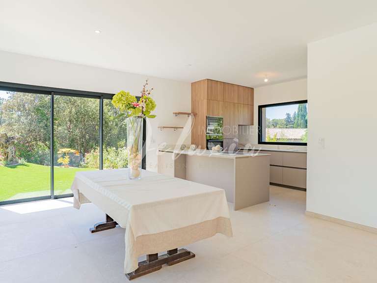 Villa Saint-Raphaël - 5 chambres - 290m²