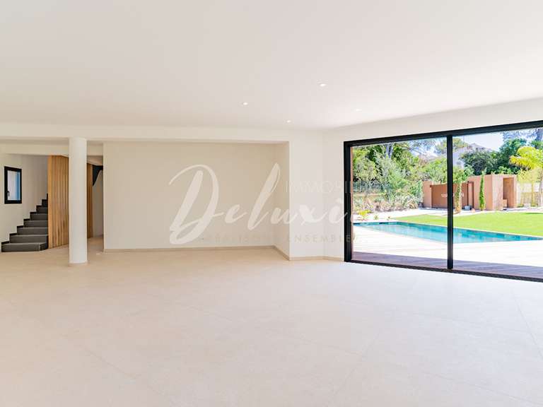 Villa Saint-Raphaël - 5 chambres - 290m²