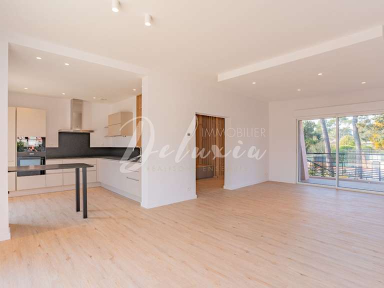 Villa Saint-Raphaël - 5 chambres - 190m²