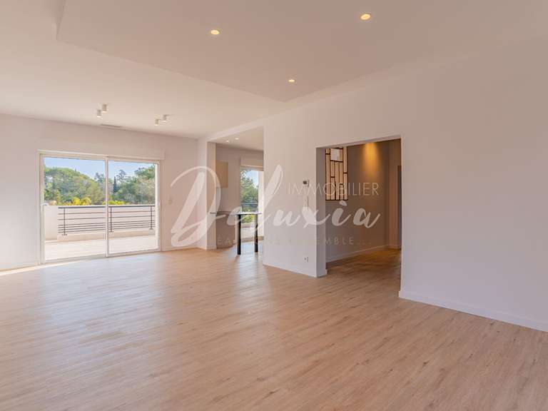 Villa Saint-Raphaël - 5 chambres - 190m²