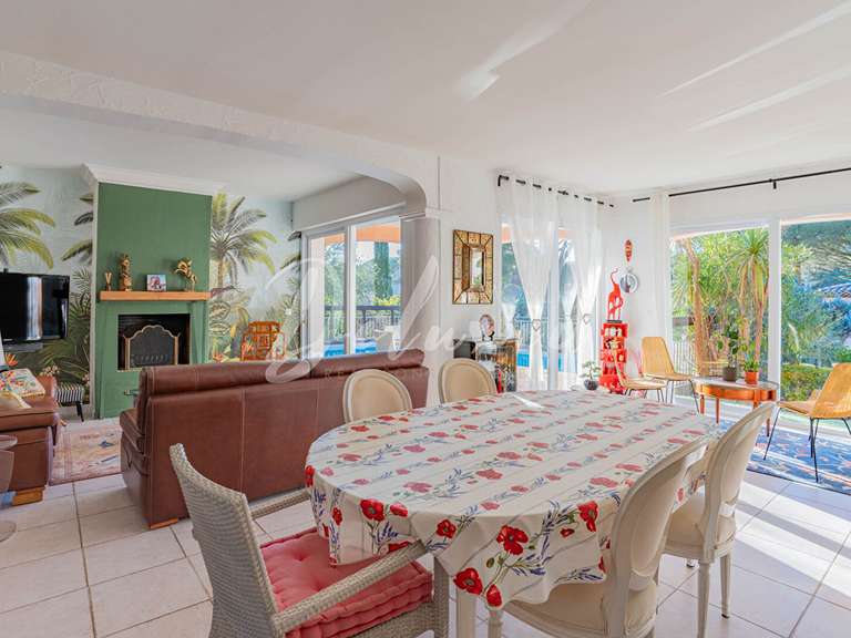 Villa Saint-Raphaël - 4 chambres - 140m²