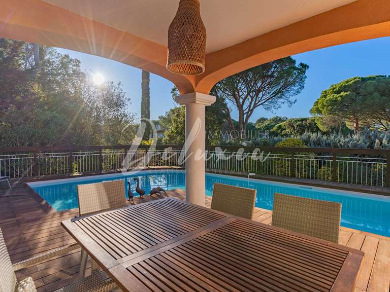 Villa Saint-Raphaël - 4 chambres - 140m²