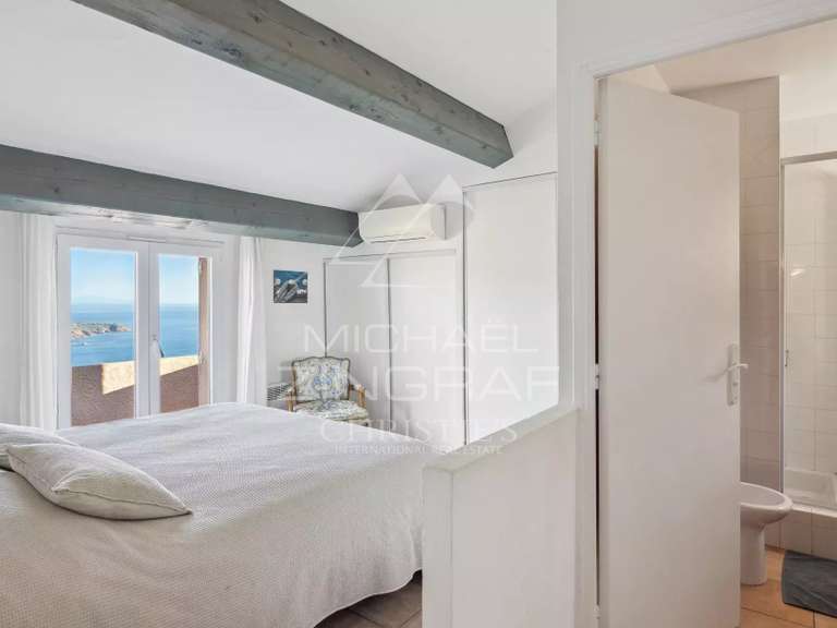 Villa with Sea view Saint-Raphaël - 7 bedrooms - 282m²