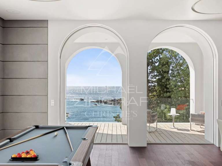 Villa Saint-Raphaël - 6 bedrooms - 480m²