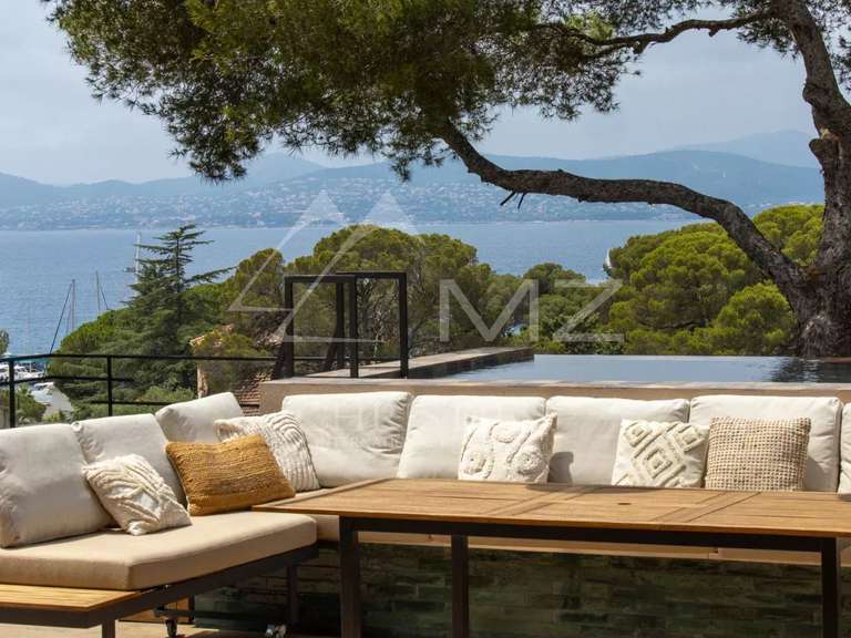 Villa with Sea view Saint-Raphaël - 5 bedrooms - 287m²