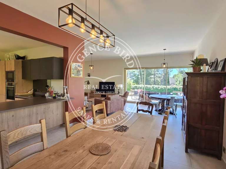 Villa Saint-Raphaël - 6 bedrooms - 300m²