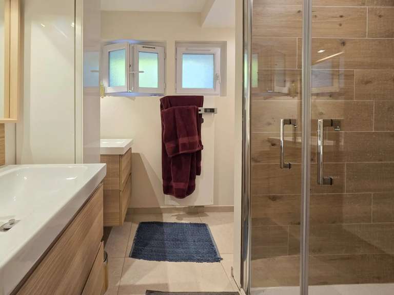 Villa Saint-Raphaël - 6 bedrooms - 300m²