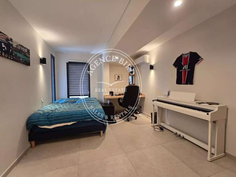 Villa Saint-Raphaël - 6 bedrooms - 300m²