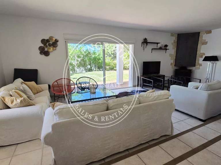 Villa Saint-Raphaël - 3 bedrooms - 200m²