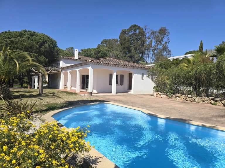 Villa Saint-Raphaël - 3 bedrooms - 200m²