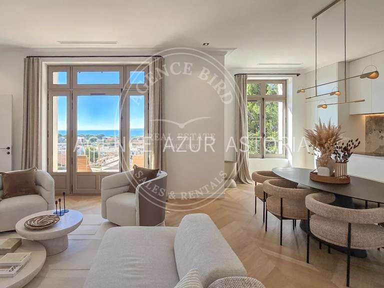 Villa Saint-Raphaël - 6 bedrooms - 260m²