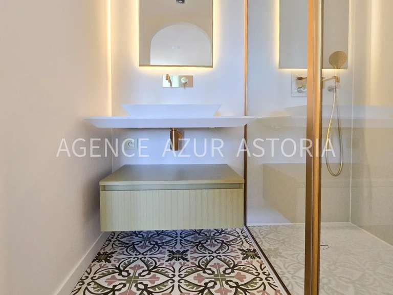 Villa Saint-Raphaël - 6 bedrooms - 260m²