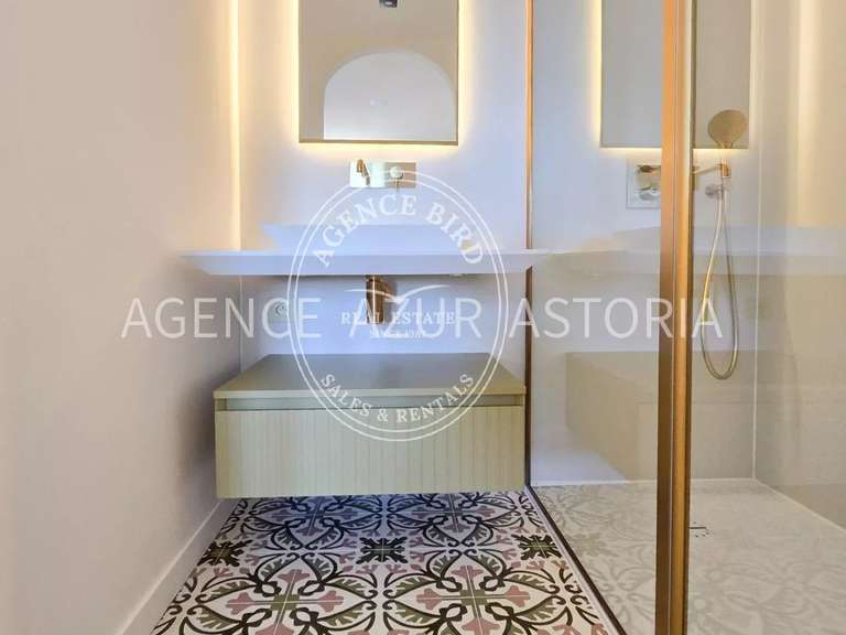 Villa Saint-Raphaël - 6 bedrooms - 260m²