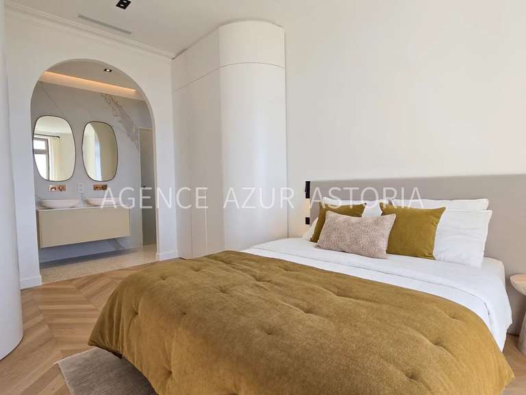 Villa Saint-Raphaël - 6 bedrooms - 260m²