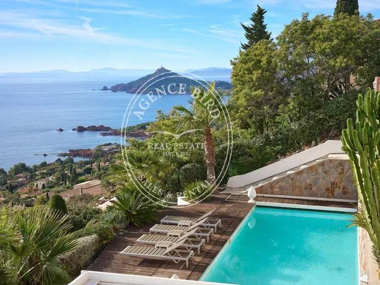 Villa with Sea view Saint-Raphaël - 5 bedrooms - 334m²
