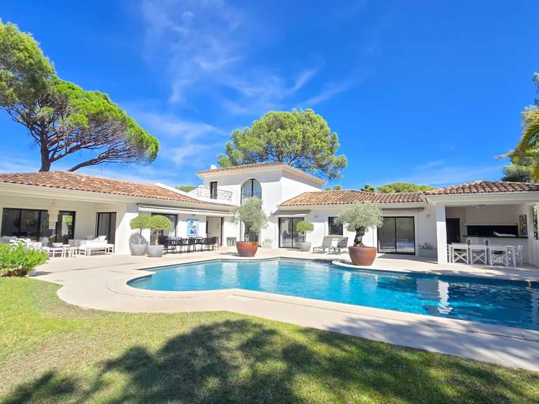 Villa Saint-Raphaël - 6 bedrooms - 330m²