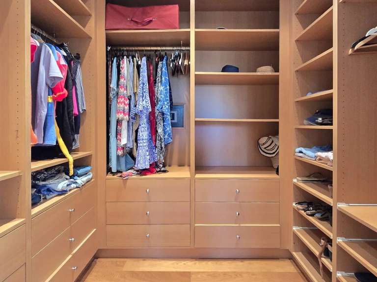 Villa Saint-Raphaël - 6 bedrooms - 330m²