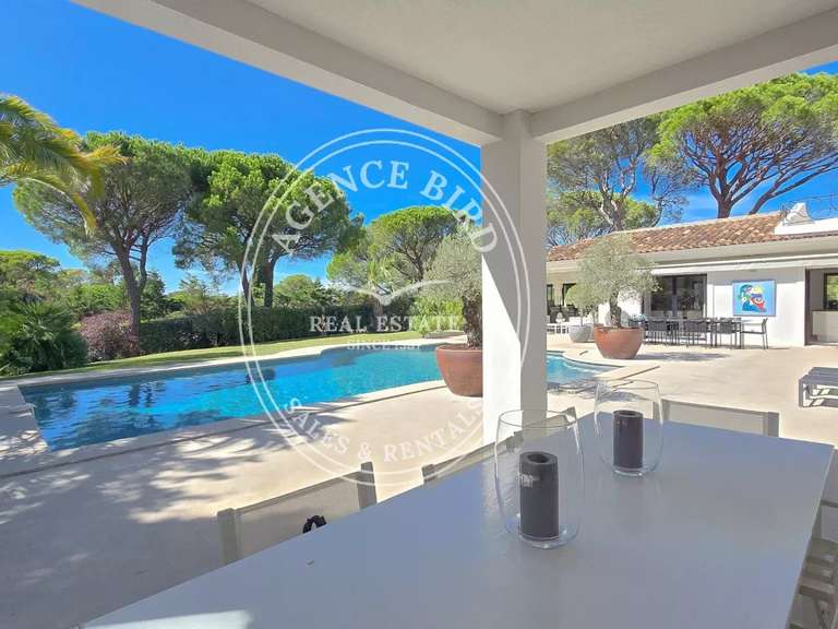 Villa Saint-Raphaël - 6 bedrooms - 330m²