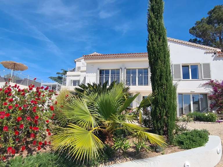 Villa with Sea view Saint-Raphaël - 4 bedrooms - 294m²