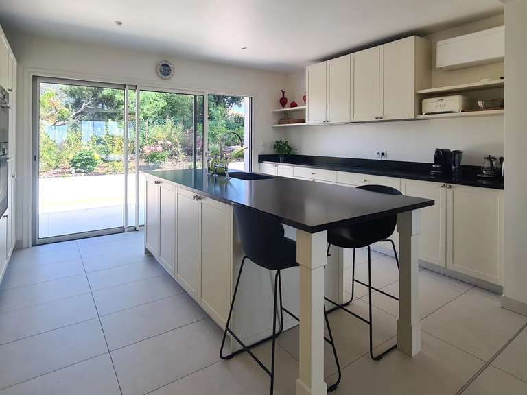 Villa with Sea view Saint-Raphaël - 4 bedrooms - 294m²