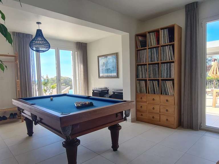 Villa with Sea view Saint-Raphaël - 4 bedrooms - 294m²