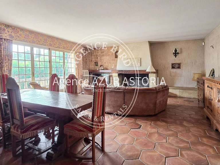 Villa Saint-Raphaël - 6 bedrooms - 260m²