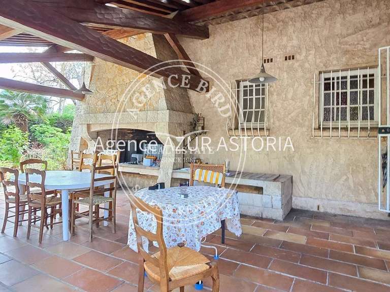 Villa Saint-Raphaël - 6 bedrooms - 260m²