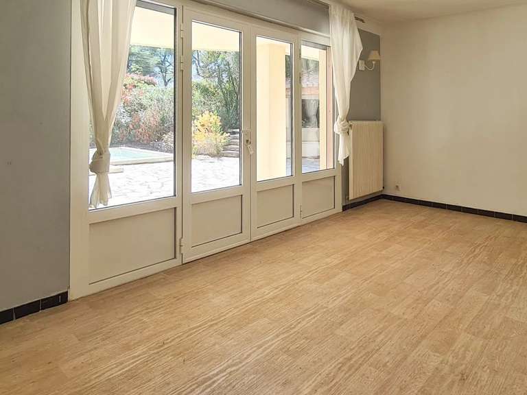 Villa Saint-Raphaël - 5 bedrooms - 390m²