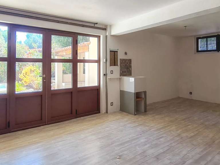 Villa Saint-Raphaël - 5 bedrooms - 390m²