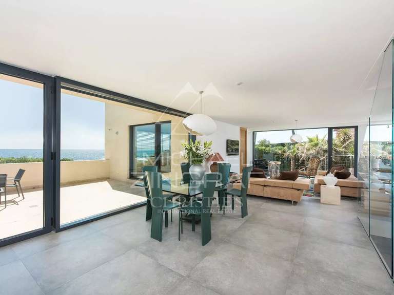 Villa Saint-Raphaël - 5 chambres - 238m²